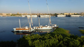 Terrasses et Jardins sur le Nil chez Hagag rive Ouest